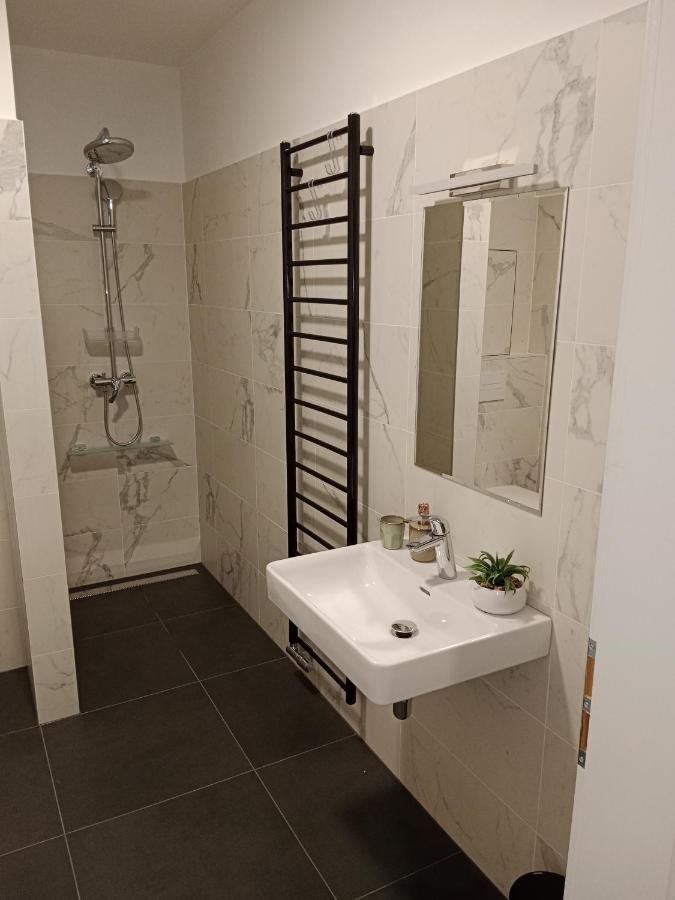 אולומוץ J&Z Apartman מראה חיצוני תמונה
